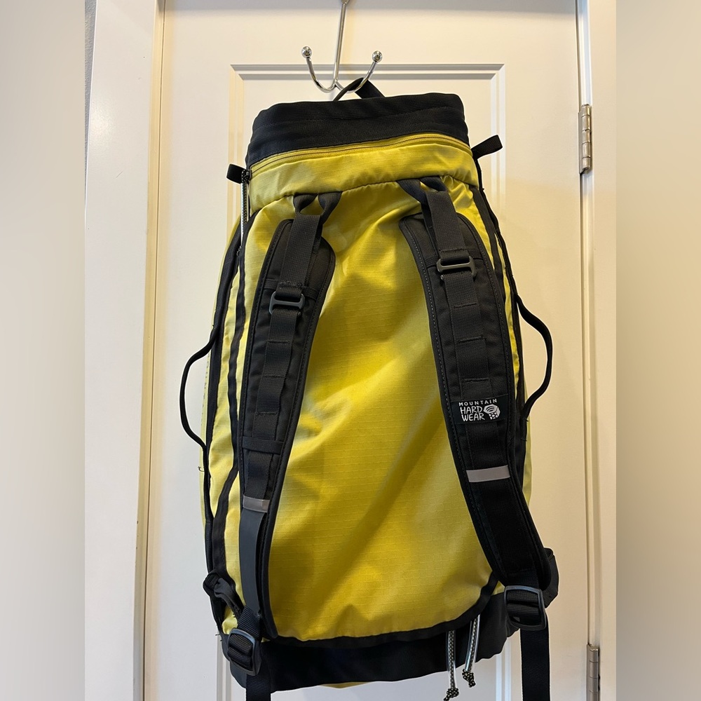 Mountains Hardware Duffel